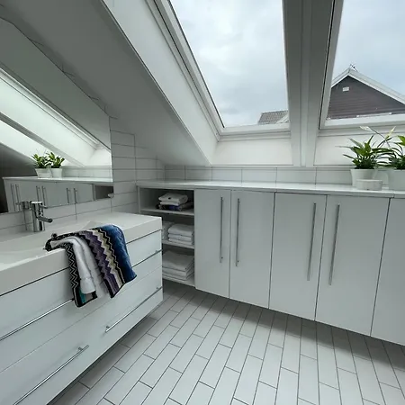 Ons, House Or For Rental, 10 Min Walk From Ons Séjour chez l'habitant *
